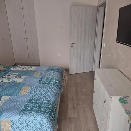 адиз 2 דירה